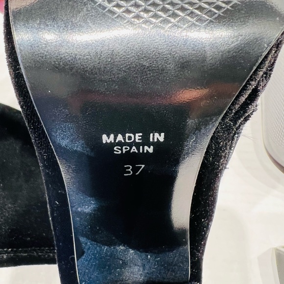 CARVELA WOLF BLACK by Kurt Geiger Zip Closure Velvet Upper Size 37 - Picture 16 of 16